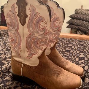 Justin Square Toe Cream/Tan Boots